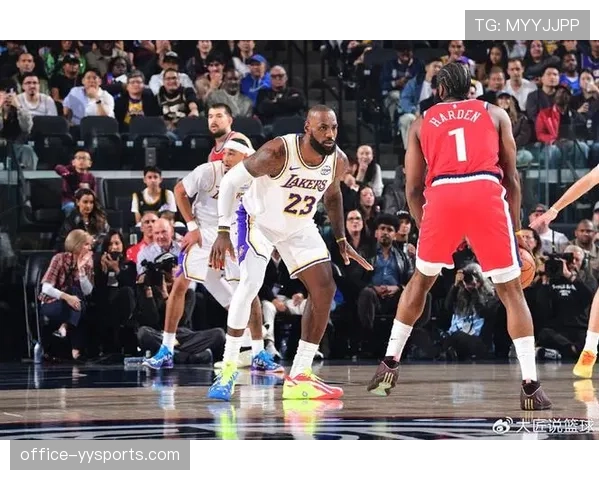 快船三连胜稳居第十 季后赛席位争夺持续升温